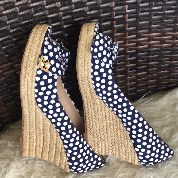 Tory Burch
Navy Blue White Polka Dot New Espadrilles Wedges Heels Sandals - Picture 5 of 16